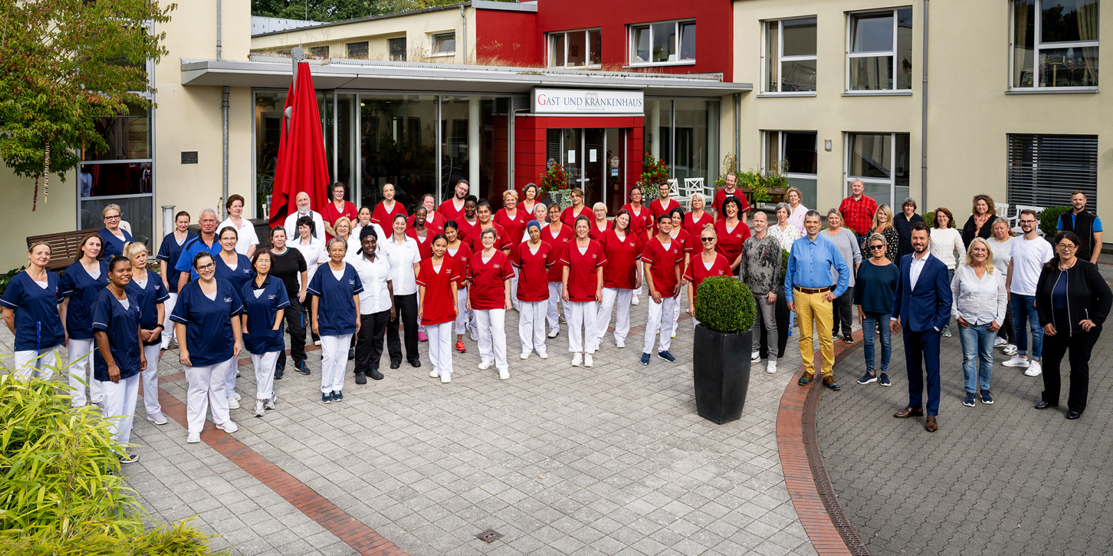 Titelbild Offene Stellen Gast- und Krankenhaus | Wohnen und Pflege in Hamburg seit 1248 Offene Stellen